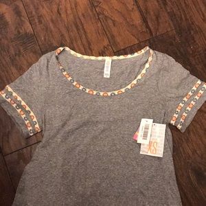 LulaRoe Classic T.